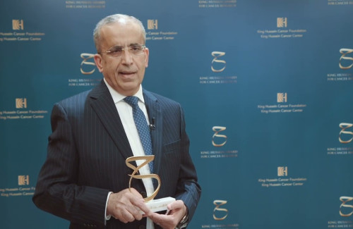 Embedded thumbnail for Dr. Hikmat Abdelrazeq, Deputy Director General and Chief Medical Officer at the King Hussein Cancer Center and winner of the Research Project Award/established